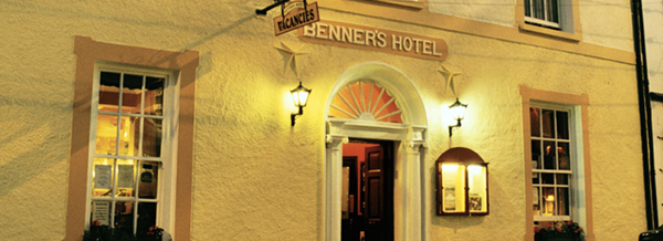 Dingle Benners Hotel - Ferriter Family Gathering Venue